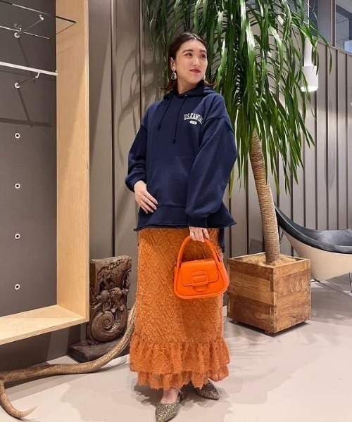 Ray BEAMS（レイビームス）の「【WEB限定】Lee / ルーズ フィット フーディー（スウェット・レディース・ネイビー/杢グレー・MEDIUM）」の21枚目の写真