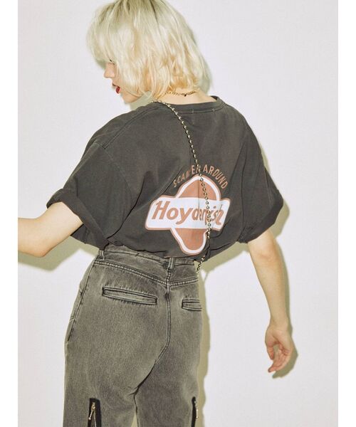 jouetie（ジュエティ）の「バックロゴBIG Tシャツ（Tシャツ/カットソー・レディース・オフホワイト/ブラック/グリーン・MEDIUM）」の4枚目の写真