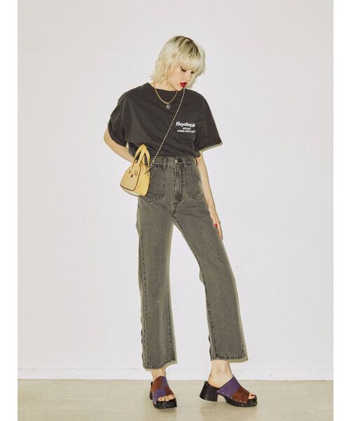 jouetie（ジュエティ）の「バックロゴBIG Tシャツ（Tシャツ/カットソー・レディース・オフホワイト/ブラック/グリーン・MEDIUM）」の5枚目の写真