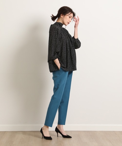 INED(イネド)の「ランダムドットボウタイブラウス(シャツ/ブラウス・レディース・ブラック・9号)」の3枚目の写真