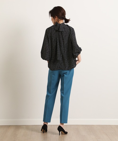 INED(イネド)の「ランダムドットボウタイブラウス(シャツ/ブラウス・レディース・ブラック・9号)」の4枚目の写真