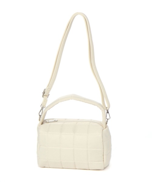 LAKOLE(ラコレ)の「2WAYキルトミニショルダーバッグ / 348876(ショルダーバッグ・レディース・ブラック/ピンク/アイボリー/グリーン・FREE)」の10枚目の写真