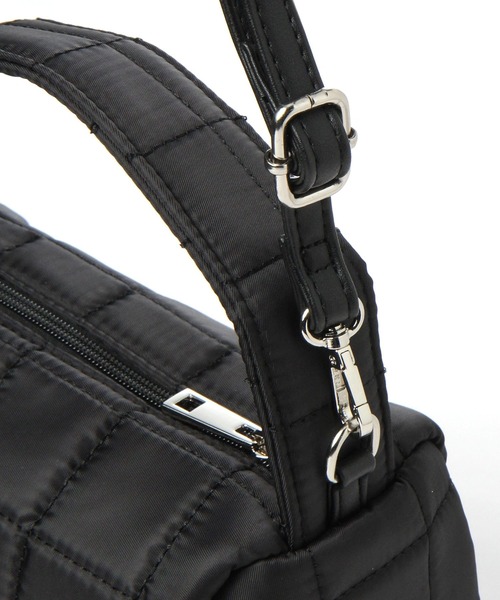 LAKOLE(ラコレ)の「2WAYキルトミニショルダーバッグ / 348876(ショルダーバッグ・レディース・ブラック/ピンク/アイボリー/グリーン・FREE)」の6枚目の写真