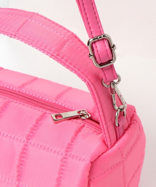 LAKOLE(ラコレ)の「2WAYキルトミニショルダーバッグ / 348876(ショルダーバッグ・レディース・ブラック/ピンク/アイボリー/グリーン・FREE)」の19枚目の写真