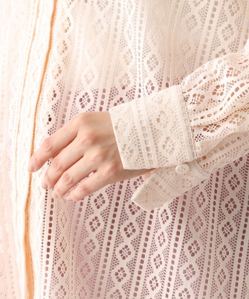 LEPSIM（レプシィム）の「マタニティ／レースシャツ長袖　298684（マタニティウェア/グッズ・レディース・オフホワイト/ブラック・FREE）」の12枚目の写真