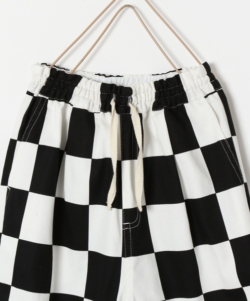 LOWRYS FARM（ローリーズファーム）の「シェフパンツ　162190（その他パンツ・キッズ・ブラック/ブラウン/レッド/オフホワイト/ブルー/ブラック系その他/ホワイト系その他/ブラック系その他2/レオパード・110cm/120cm/130cm/140cm/150cm）」の15枚目の写真