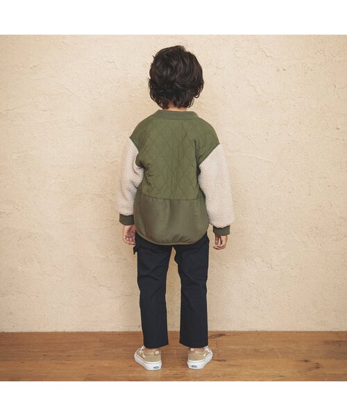 BREEZE（ブリーズ）の「リバーシブルキルトジャケット（その他アウター・キッズ・ブラック/カーキ/レインボー・110/120/80/140/90/130/100）」の6枚目の写真