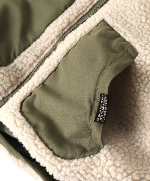 BREEZE（ブリーズ）の「リバーシブルキルトジャケット（その他アウター・キッズ・ブラック/カーキ/レインボー・110/120/80/140/90/130/100）」の12枚目の写真