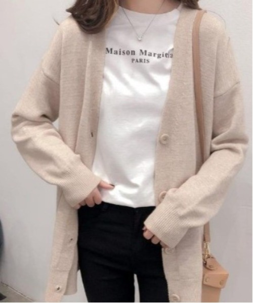 BLANC FICELLE(ブランフィセル)の「ドロップショルダー ニット カーディガン(カーディガン/ボレロ・レディース・グレー/ブラウン/ブラック/ベージュ・FREE)」の4枚目の写真