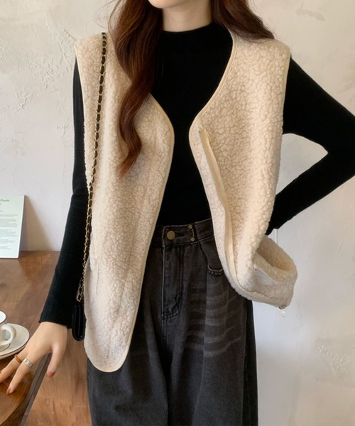 me+em select（ミームセレクト）の「【 ５色展開 】エコムートンジップボアベスト（ベスト・レディース・ベージュ/ブラウン/アイボリー/モカ/ダークベージュ・FREE）」の4枚目の写真