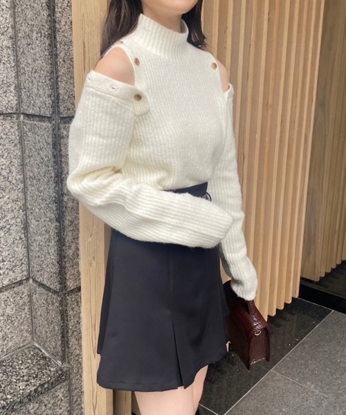 one after another NICE CLAUP（ワンアフターアナザーナイスクラップ）の「トレンドの肌見せができる。肩あきマルチWAYニット（ニット/セーター・レディース・オフホワイト/ベージュ/ブラック/パープル系その他・FREE）」の10枚目の写真