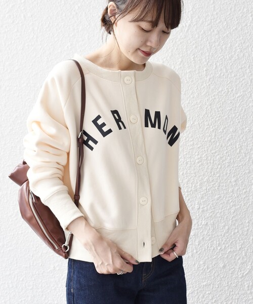 SHIPS（シップス）の「*【SHIPS別注】Goodwear:カレッジロゴカーディガン◆（カーディガン/ボレロ・レディース・ライトグレー/オフホワイト/ピンク系/ネイビー・ONE SIZE）」の17枚目の写真