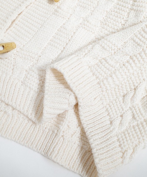 shopnikoniko（ショップニコニコ）の「トグルボタン ダッフル ニットカーディガン（カーディガン/ボレロ・レディース・アイボリー・フリー）」の5枚目の写真