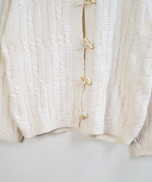 shopnikoniko（ショップニコニコ）の「トグルボタン ダッフル ニットカーディガン（カーディガン/ボレロ・レディース・アイボリー・フリー）」の9枚目の写真