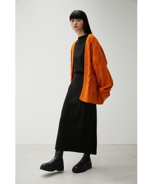 AZUL by moussy（アズールバイマウジー）の「CHENILLE CABLE KNIT CARDIGAN/シェニールケーブルニットカーディガン（カーディガン/ボレロ・レディース・ブラック/オレンジ/アイボリー/ピンク系その他/ターコイズブルー系・FREE）」の10枚目の写真