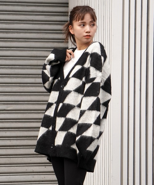 1111clothing(ワンフォークロージング)の「WJQ モヘアタッチ ルーズカーディガン / ニット カーディガン ボレロ オーバーサイズ(カーディガン/ボレロ・メンズ・ブラウン/グレー系6/ホワイト系6/ベージュ系5/ベージュ/パープル/ブラック/チャコールグレー/ホワイト系5/ブラック系4/マスタード/ベージュ系4・FREE)」の15枚目の写真