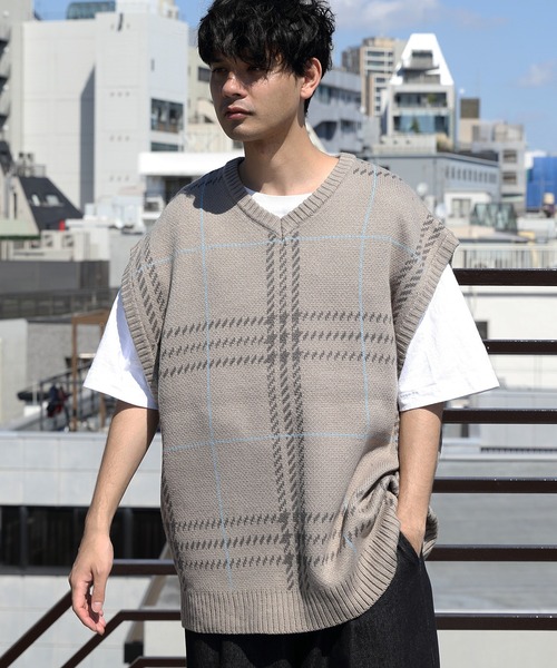 ８(eight)（エイト）の「ジャガード大柄ニットベスト（ベスト・メンズ・グリーン系その他/ブルー系その他/ブラック系その他/グレー系その他/イエロー系その他/ブラック系その他2・MEDIUM/LARGE）」の7枚目の写真