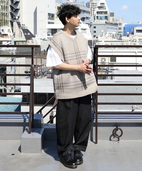 ８(eight)（エイト）の「ジャガード大柄ニットベスト（ベスト・メンズ・グリーン系その他/ブルー系その他/ブラック系その他/グレー系その他/イエロー系その他/ブラック系その他2・MEDIUM/LARGE）」の10枚目の写真