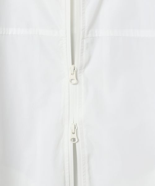 JEANASIS(ジーナシス)の「【YOGA】ロゴフードマンパ/174639(マウンテンパーカー・レディース・ホワイト/ブラック・FREE)」の15枚目の写真