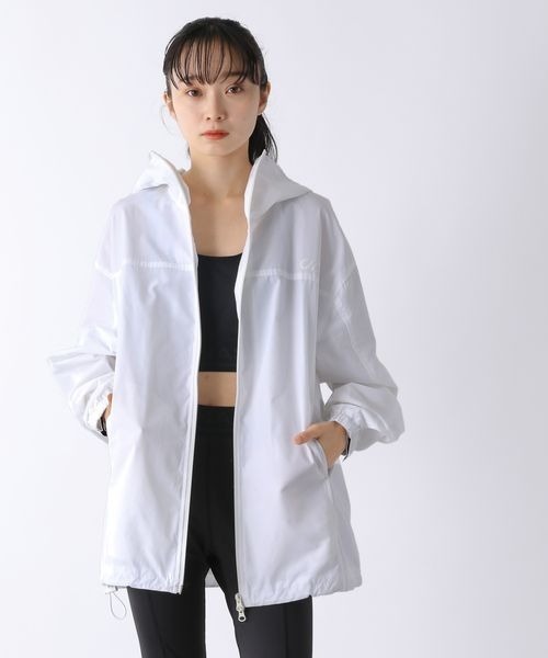 JEANASIS(ジーナシス)の「【YOGA】ロゴフードマンパ/174639(マウンテンパーカー・レディース・ホワイト/ブラック・FREE)」の5枚目の写真