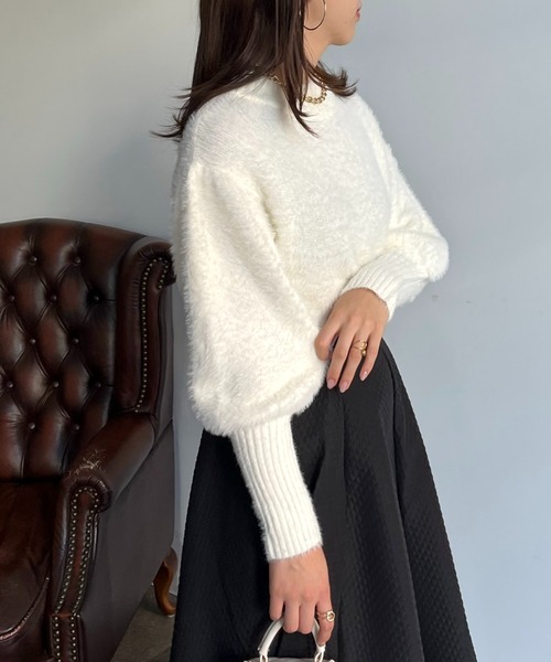 prose verse(プロズヴェール)の「ロングカフス袖ボリュームシャギーニット(ニット/セーター・レディース・ブルー/グレイッシュベージュ/チャコール/アイボリー・フリ-)」の7枚目の写真