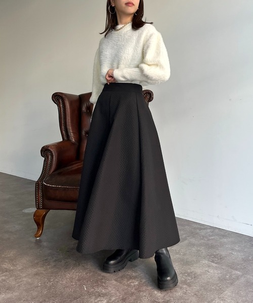 prose verse(プロズヴェール)の「ロングカフス袖ボリュームシャギーニット(ニット/セーター・レディース・ブルー/グレイッシュベージュ/チャコール/アイボリー・フリ-)」の10枚目の写真