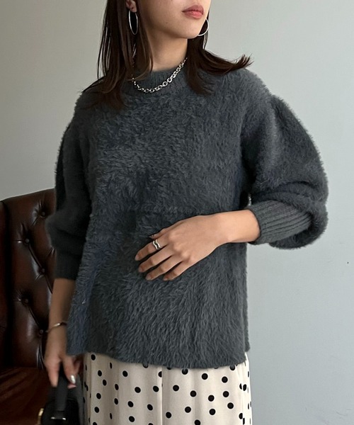 prose verse(プロズヴェール)の「ロングカフス袖ボリュームシャギーニット(ニット/セーター・レディース・ブルー/グレイッシュベージュ/チャコール/アイボリー・フリ-)」の17枚目の写真