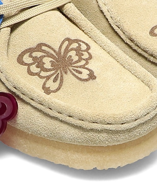 ANNA SUI(アナスイ)の「Clarks Wallabee ANNA SUI atmos(MENS)(ブーツ・メンズ・ベージュ・UK7.5/UK8.5/UK9.5/UK10)」の8枚目の写真
