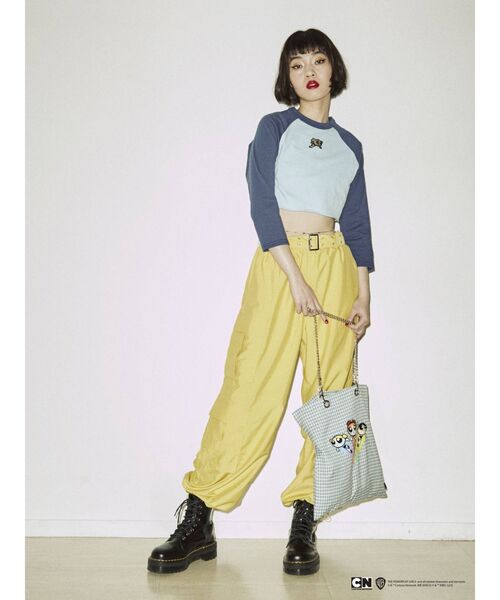 jouetie（ジュエティ）の「ThePowerpuffGirlsクロップドラグラン【コラボ/ショート丈】（Tシャツ/カットソー・レディース・グリーン/ブルー/ピンク/オフホワイト・MEDIUM）」の15枚目の写真