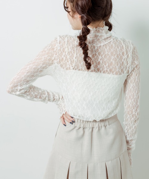 OLIVE des OLIVE（オリーブデオリーブ）の「レースくしゅくしゅインナー（Tシャツ/カットソー・レディース・ホワイト/オフホワイト・FREE）」の9枚目の写真