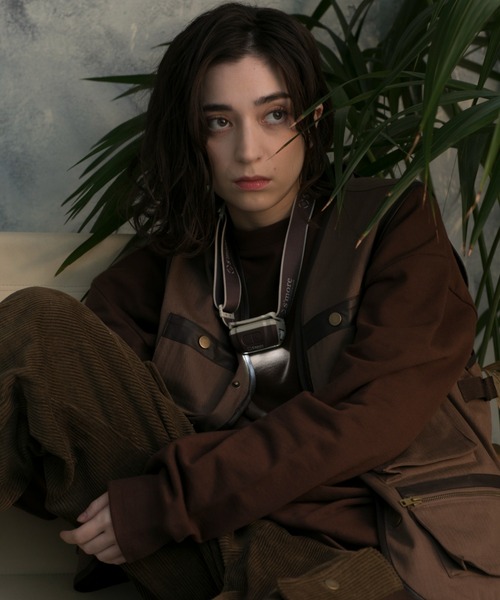 S'more（スモア）の「6POCKETS COTTON 100% VEST（ベスト・メンズ・ホワイト/ブラウン/ベージュ・SMALL/X-LARGE/MEDIUM/LARGE）」の13枚目の写真