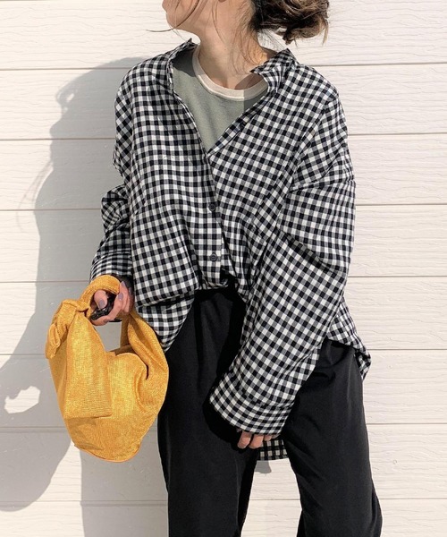 Q(キュー)の「コットンヘリンボーン オーバーシャツ(シャツ/ブラウス・レディース・アイボリー/ブラック系・MEDIUM)」の2枚目の写真