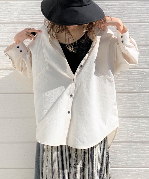 Q(キュー)の「コットンヘリンボーン オーバーシャツ(シャツ/ブラウス・レディース・アイボリー/ブラック系・MEDIUM)」の1枚目の写真