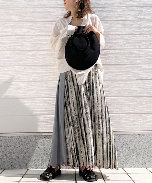 Q(キュー)の「コットンヘリンボーン オーバーシャツ(シャツ/ブラウス・レディース・アイボリー/ブラック系・MEDIUM)」の12枚目の写真