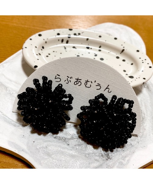 tone(トーン)の「【LoveAmooN】isoginntyaku sesame (MA)(ピアス(両耳用)・レディース・シルバー・FREE)」の1枚目の写真