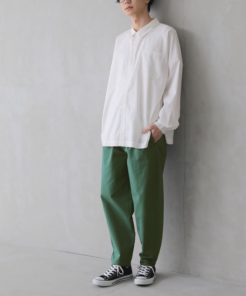 n'OrLABEL（ノアールレーベル）の「『レギュラーカラーシンプルシャツ』（シャツ/ブラウス・メンズ・ライトベージュ/ブラック/オフホワイト・2/3）」の5枚目の写真