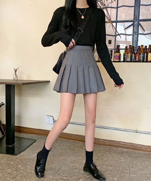 Jewelobe（ジュエローブ）の「ベーシックプリーツミニスカート（スカート・レディース・グレー/ブラック・S/M）」の6枚目の写真
