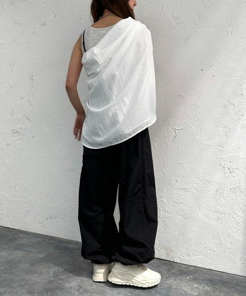 apres jour mignon（アプレジュールミニョン）の「ナイロンサロペット【ZOZOTOWN限定アイテム】（サロペット/オーバーオール・レディース・カーキ/ブラック・SMALL/MEDIUM/X-LARGE）」の6枚目の写真