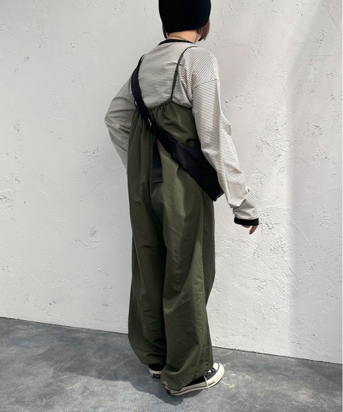 apres jour mignon（アプレジュールミニョン）の「ナイロンサロペット【ZOZOTOWN限定アイテム】（サロペット/オーバーオール・レディース・カーキ/ブラック・SMALL/MEDIUM/X-LARGE）」の17枚目の写真
