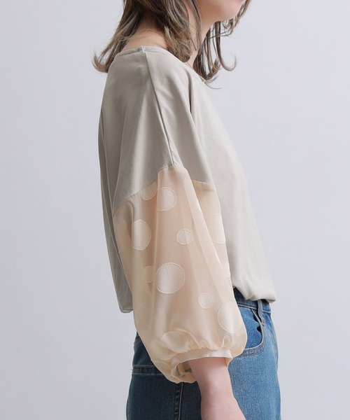 n'OrLABEL(ノアールレーベル)の「ドット柄シアー袖カットソー(Tシャツ/カットソー・レディース・グレイッシュベージュ/グレイッシュブルー/ブラック/オフホワイト/ネイビー・FREE)」の19枚目の写真