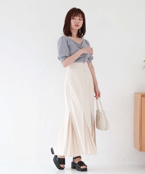 archives（アルシーヴ）の「フロントギャザー半袖ニット（ニット/セーター・レディース・アイボリー/ラベンダー/ブルー/ブラック・MEDIUM）」の19枚目の写真