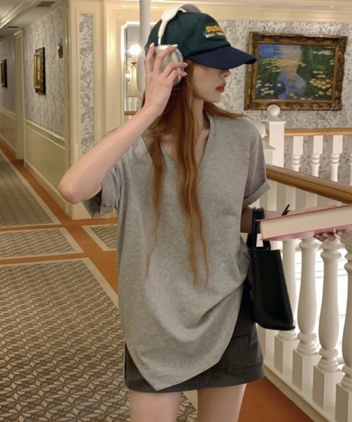 Mela(メラ)の「SIMPLE LOOSE T-SHIRT(Tシャツ/カットソー・レディース・グレー/ブラック/ホワイト・FREE)」の18枚目の写真