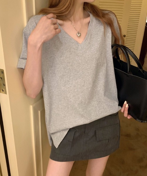 Mela(メラ)の「SIMPLE LOOSE T-SHIRT(Tシャツ/カットソー・レディース・グレー/ブラック/ホワイト・FREE)」の10枚目の写真