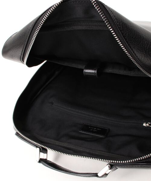 CROWDED CLOSET（クラウデッドクローゼット）の「【SEEKER(シーカー)】オイルレザー バックパック（バックパック/リュック・メンズ・ブラック・FREE）」の2枚目の写真