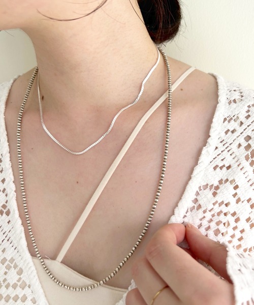 SHENERY(シーナリー)の「【WEB限定】フラットシンプルチェーンネックレス(ネックレス・レディース・シルバー/ゴールド・FREE)」の6枚目の写真