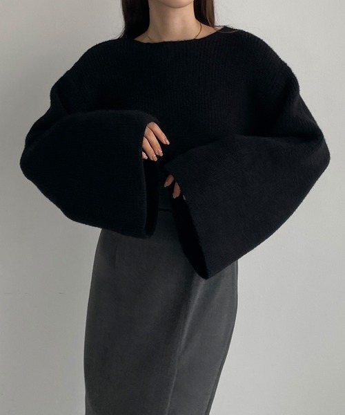 Louere（ルエレ）の「ボリュームフレアスリーブニット（ニット/セーター・レディース・ブラック/グレイッシュベージュ/アイボリー/ライトグレー/ダークブラウン・FREE/LARGE/MEDIUM）」の2枚目の写真