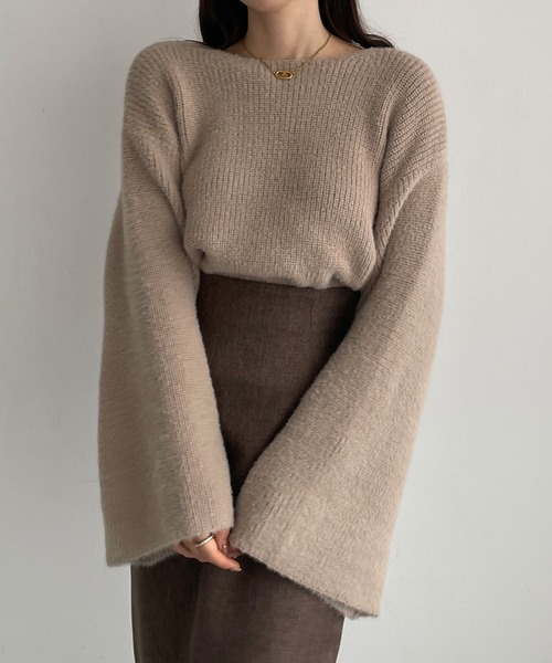 Louere（ルエレ）の「ボリュームフレアスリーブニット（ニット/セーター・レディース・ブラック/グレイッシュベージュ/アイボリー/ライトグレー/ダークブラウン・FREE/LARGE/MEDIUM）」の10枚目の写真