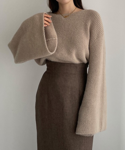 Louere（ルエレ）の「ボリュームフレアスリーブニット（ニット/セーター・レディース・ブラック/グレイッシュベージュ/アイボリー/ライトグレー/ダークブラウン・FREE/LARGE/MEDIUM）」の12枚目の写真