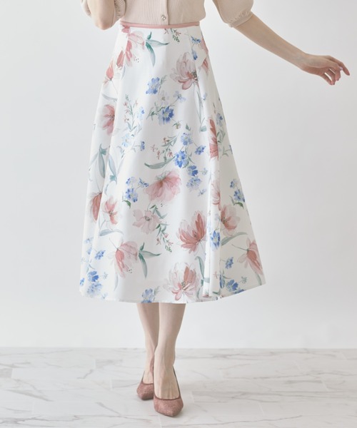 tocco closet(トッコ クローゼット)の「ウエスト配色ライン入りフラワープリントフレアスカート(スカート・レディース・ピンク/ラベンダー・M)」の12枚目の写真