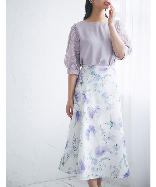 tocco closet(トッコ クローゼット)の「ウエスト配色ライン入りフラワープリントフレアスカート(スカート・レディース・ピンク/ラベンダー・M)」の5枚目の写真